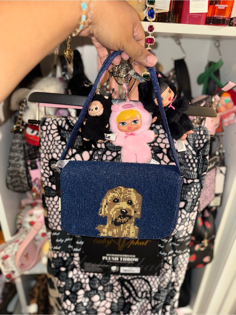 Handcrafted in India Viral Bloodhound Dog Beaded Bag